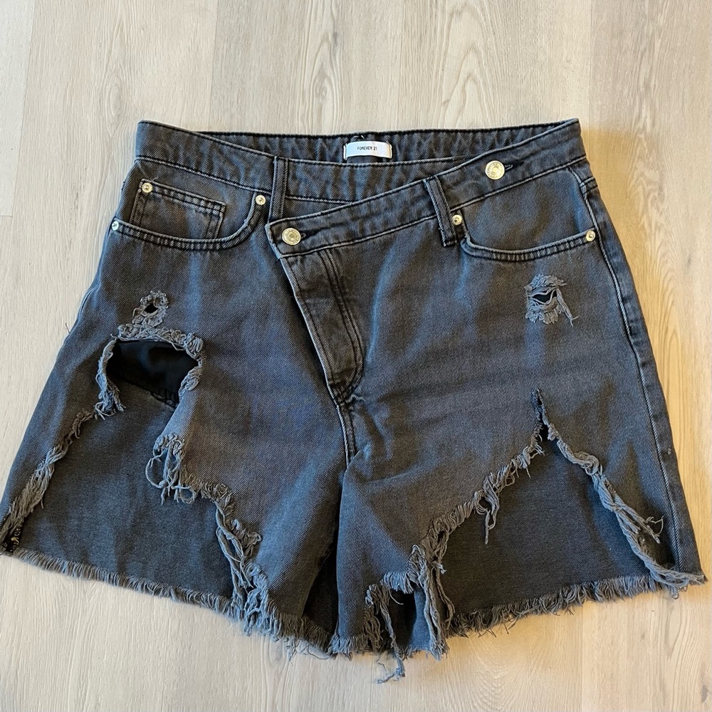 Forever 21 asymmetrical waist distressed washed black denim shorts size 30